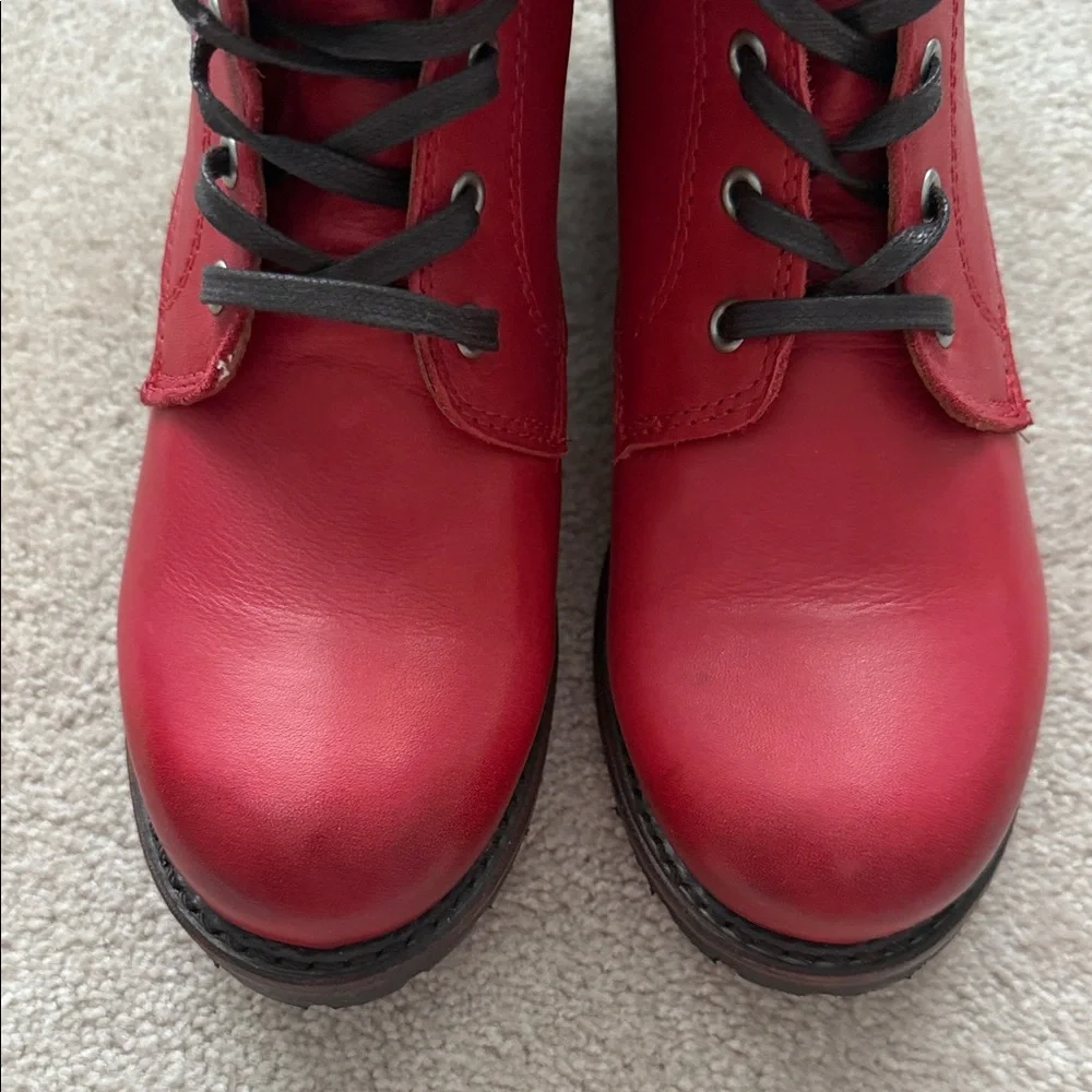 Frye rare Red Leather Women's Boots - Picture 7 of 7